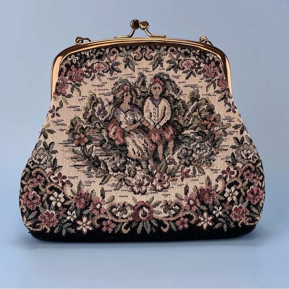 VTG Tapestry Women’s Wristlet Clutch